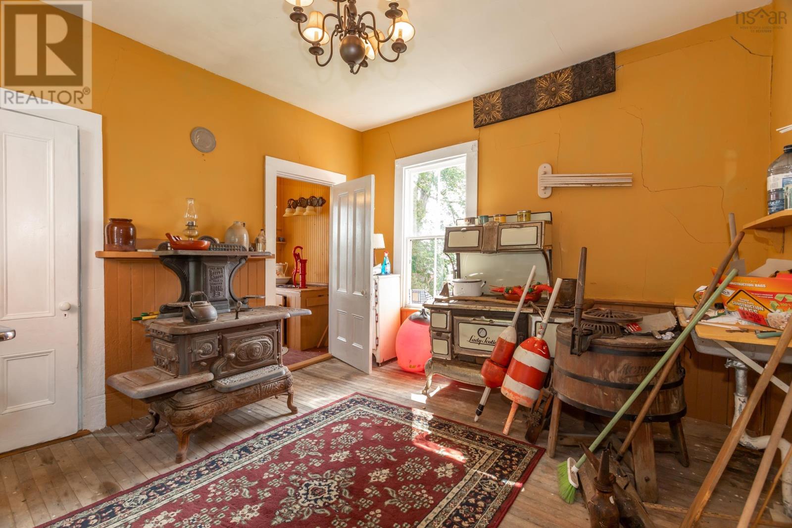 For sale 5404 Granville Road, Granville Ferry, Nova Scotia B0S1A0