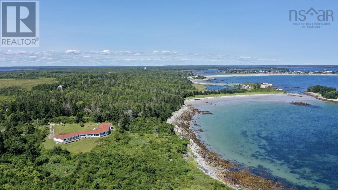 For sale 215 West Head Road, Lockeport, Nova Scotia B0T1L0 202404033