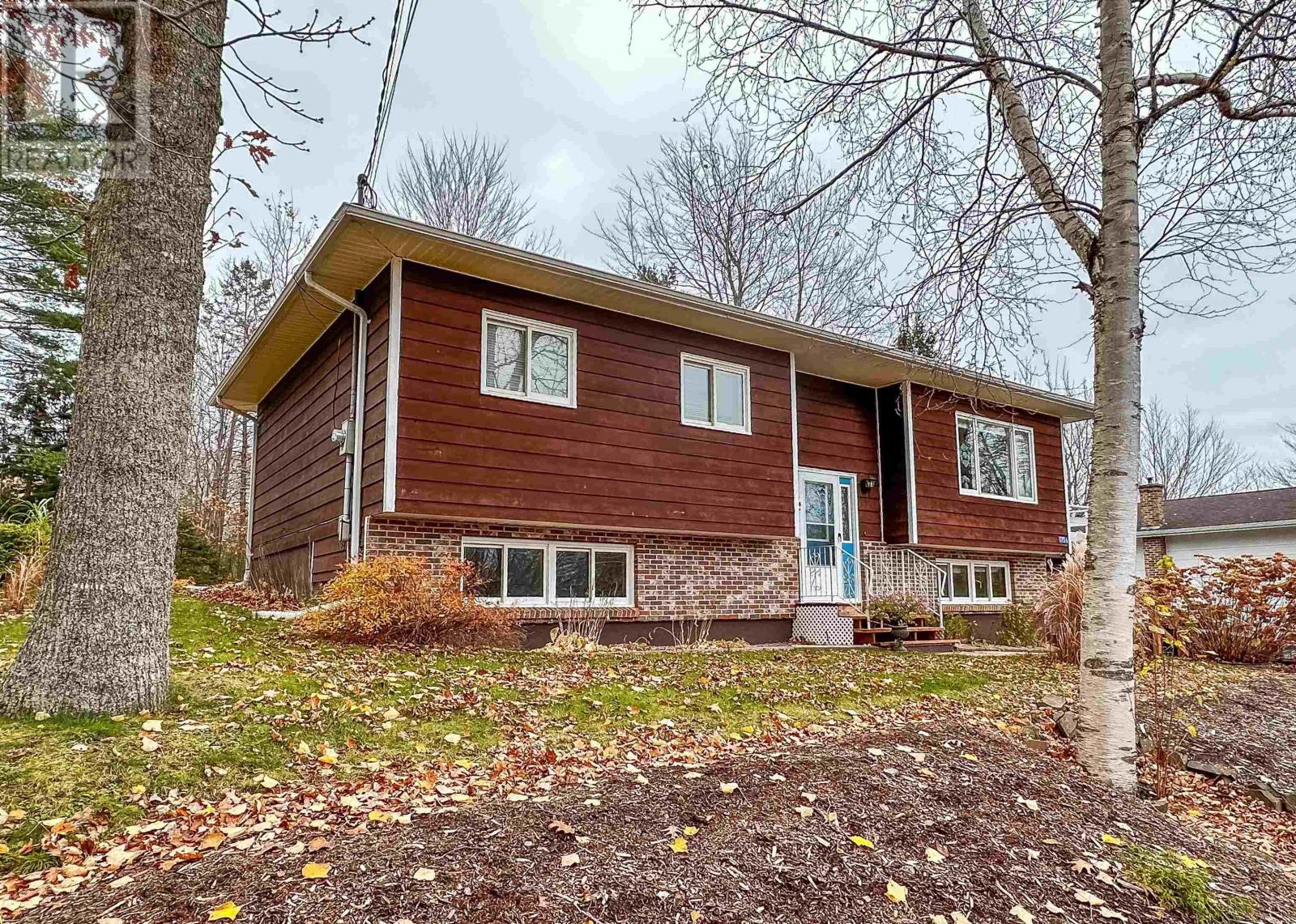 1706 Cumberland Drive, Coldbrook, Nova Scotia B4R1A4 REALTOR.ca