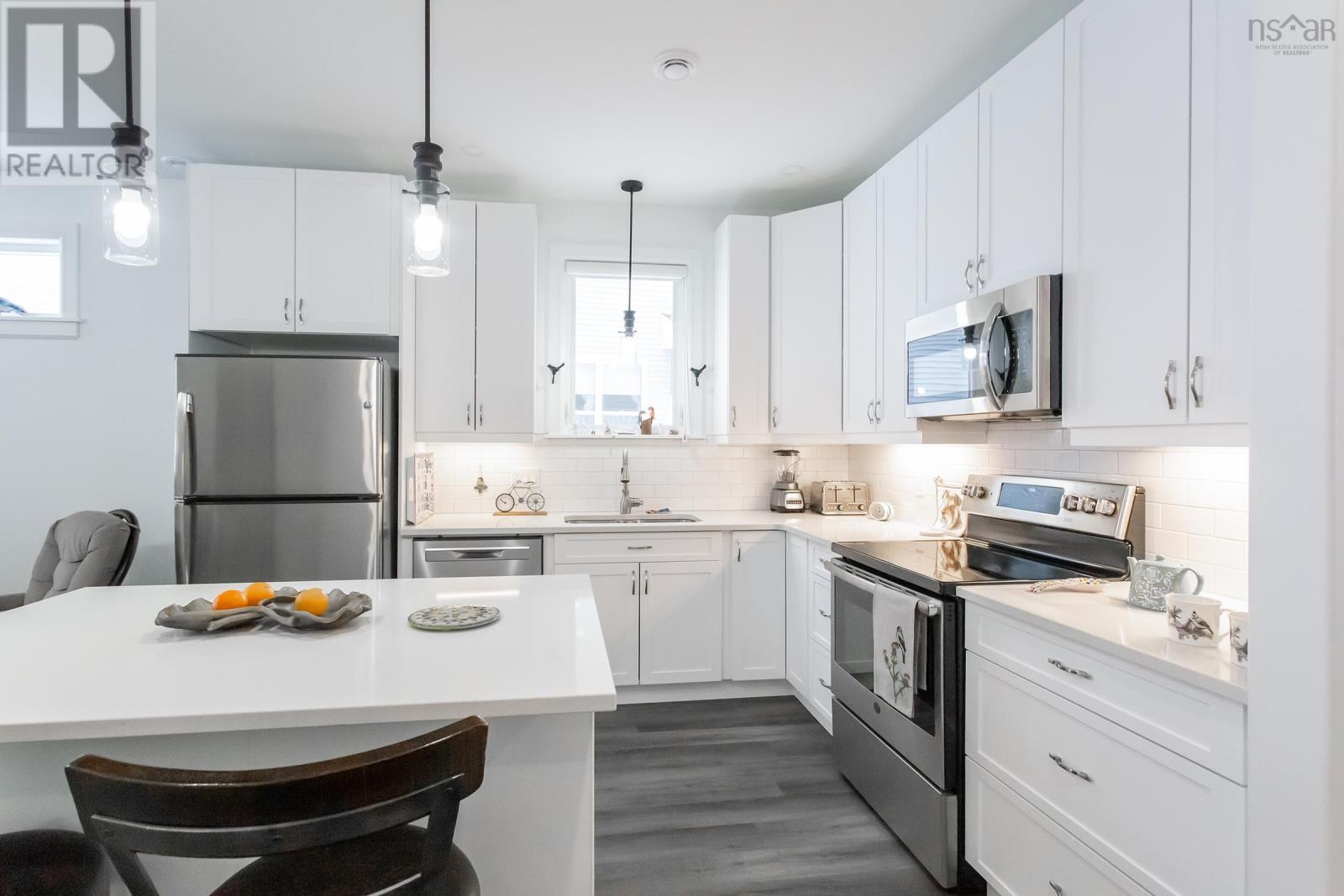 For sale 63 Thistle Street, Falmouth, Nova Scotia B0P1L0 202402112