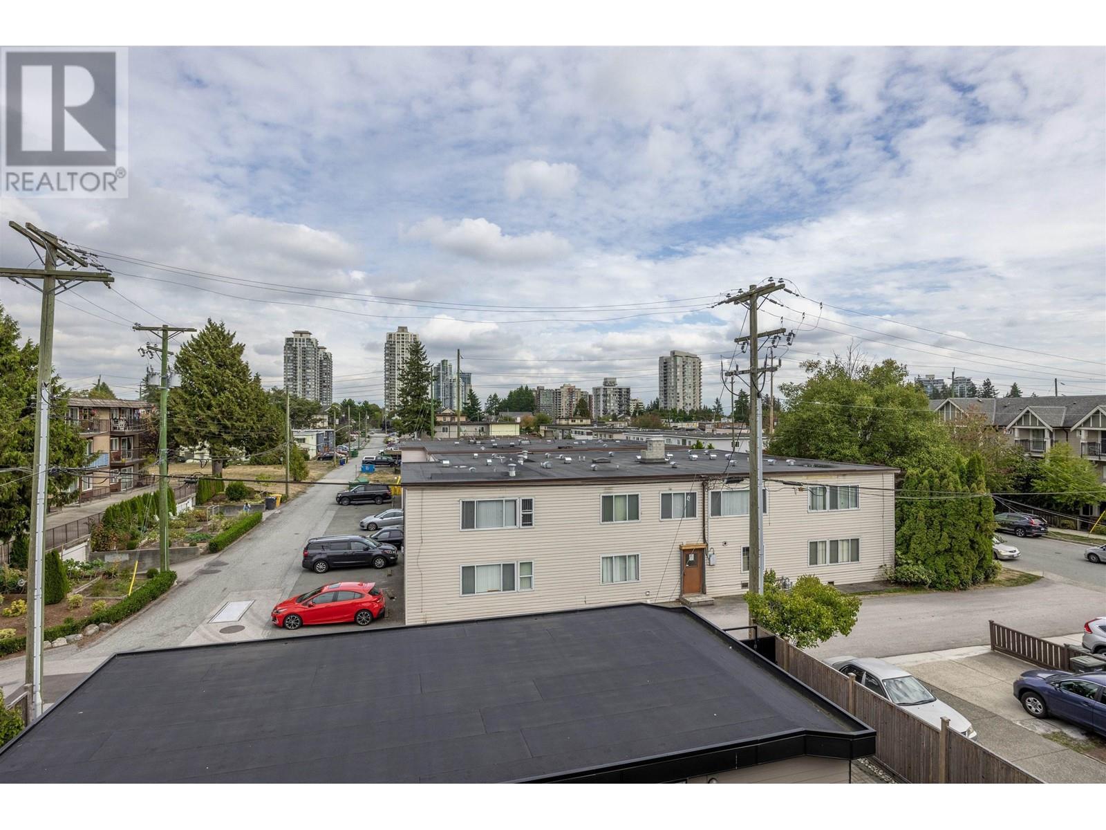 For sale 102 7088 SPERLING AVENUE, Burnaby, British Columbia V5E2W3