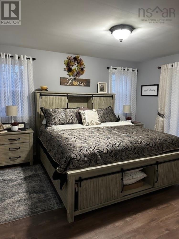 For sale 931 Shore Road, Sydney Mines, Nova Scotia B1V1B1 202324669