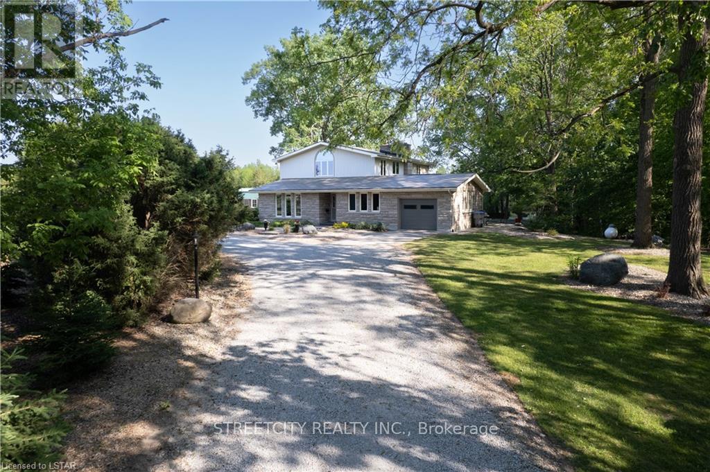 For sale 307 PARKHILL DR, London, Ontario N0M2N0 X8129466 REALTOR.ca