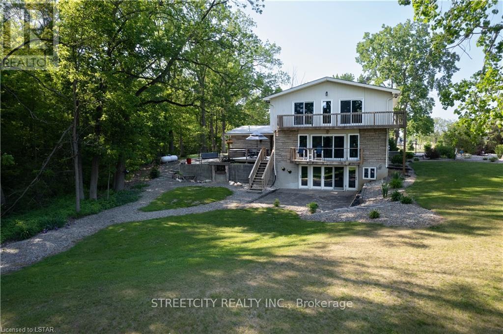 For sale 307 PARKHILL DR, London, Ontario N0M2N0 X8129466 REALTOR.ca