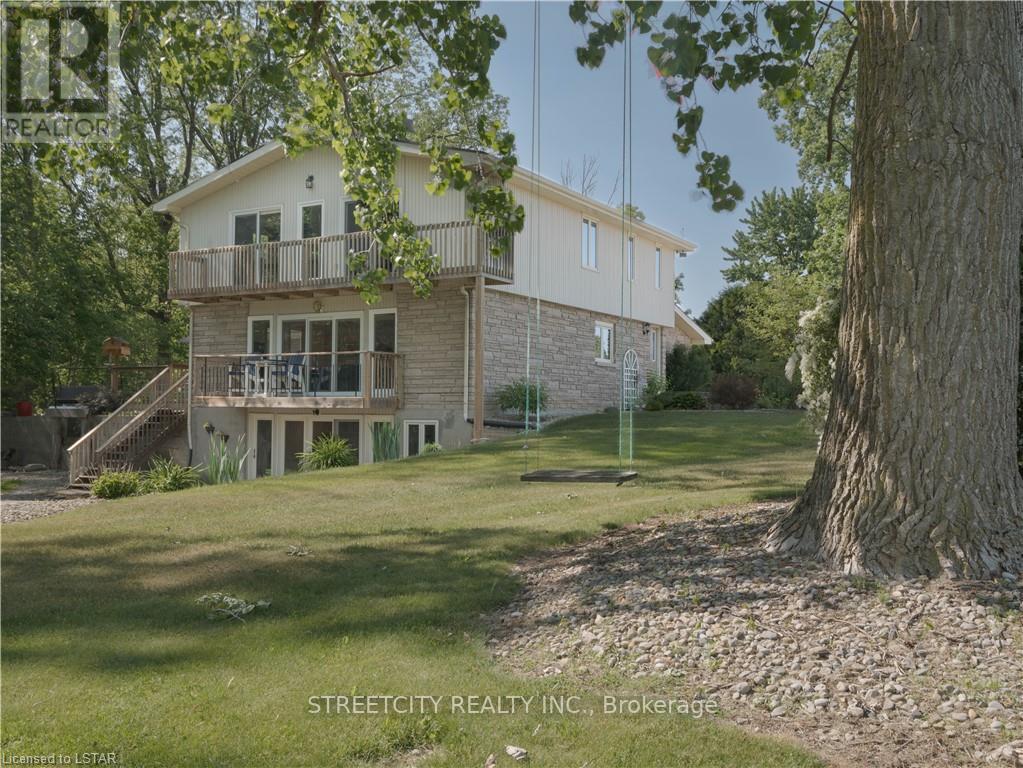 For sale 307 PARKHILL DR, London, Ontario N0M2N0 X8129466 REALTOR.ca