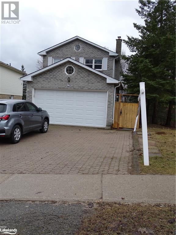 For sale 28 FOX Run, Barrie, Ontario L4N5L5 40531350 REALTOR.ca