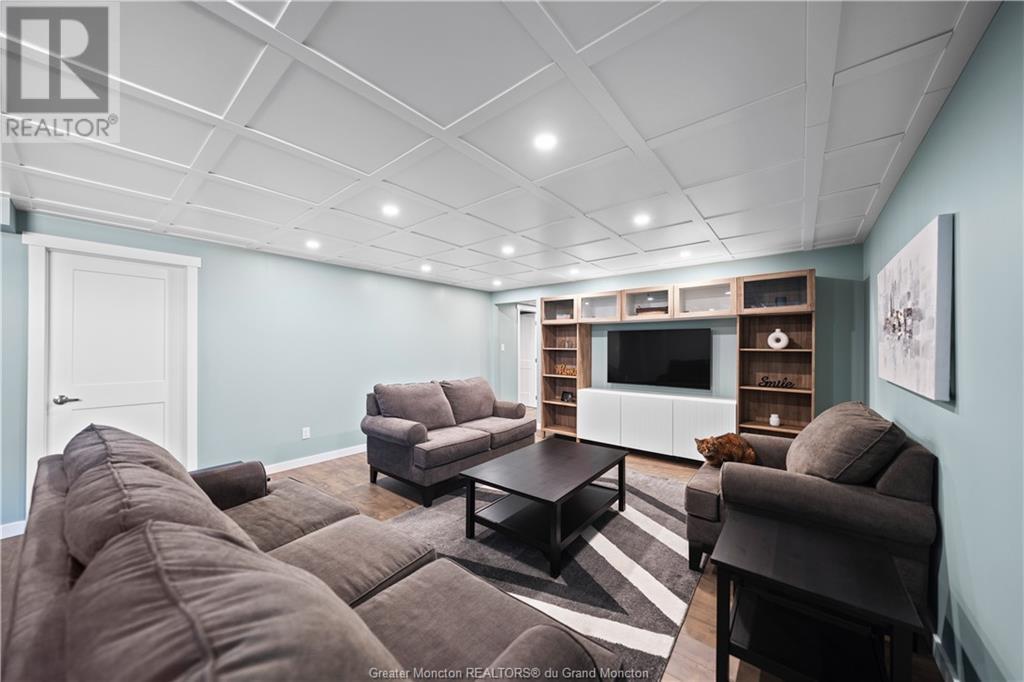 For sale 91 Stanley DR, Sackville, New Brunswick E4L1R2 M157840
