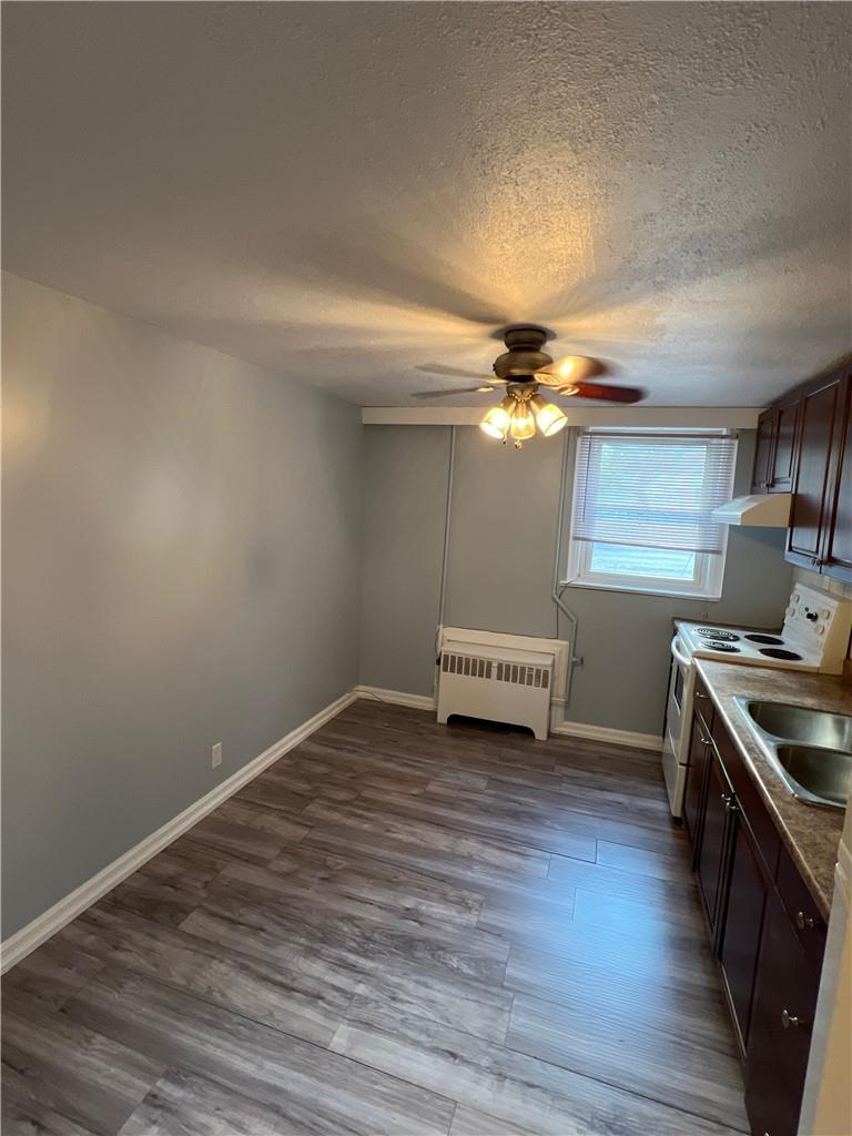 For sale 2336 MOUNTAINSIDE Drive, Burlington, Ontario L7P1C2