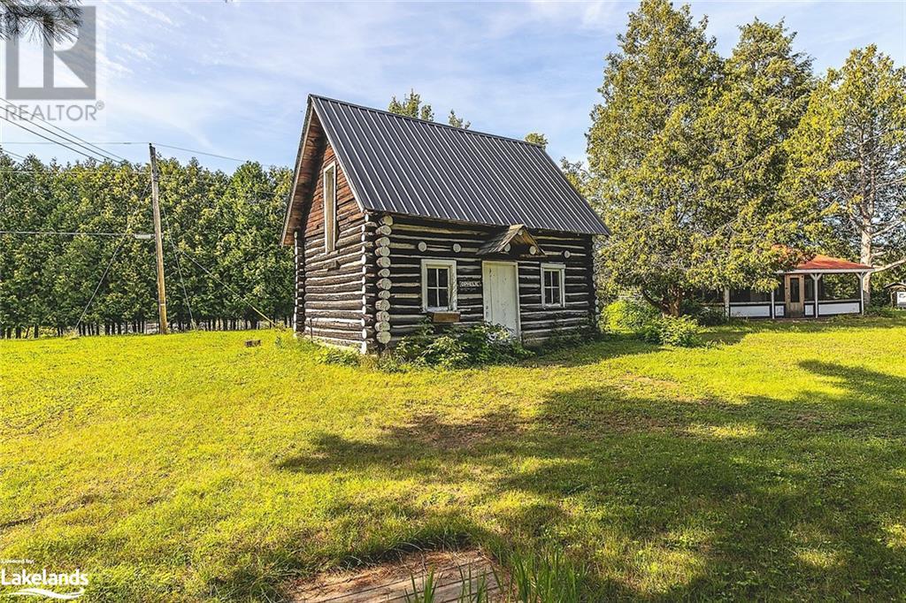 For sale 1282 CARROLL Road, Haliburton, Ontario K0M1S0 40552309