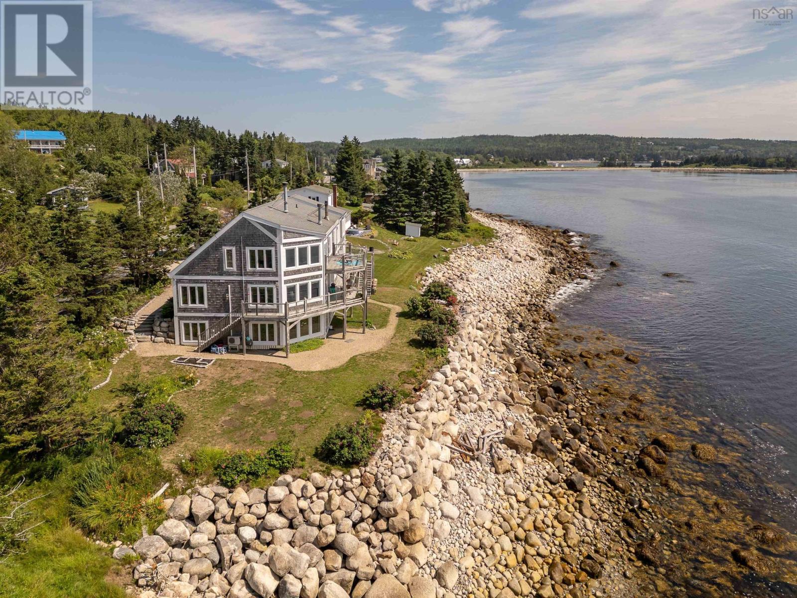 For sale 9012 St. Margaret's Bay Road, Queensland, Nova Scotia B0J1T0