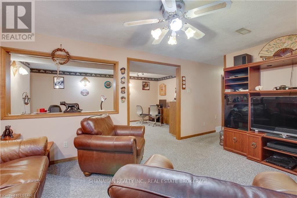 For sale 3124 BROADWAY ST ST, BrookeAlvinston, Ontario N0N1A0