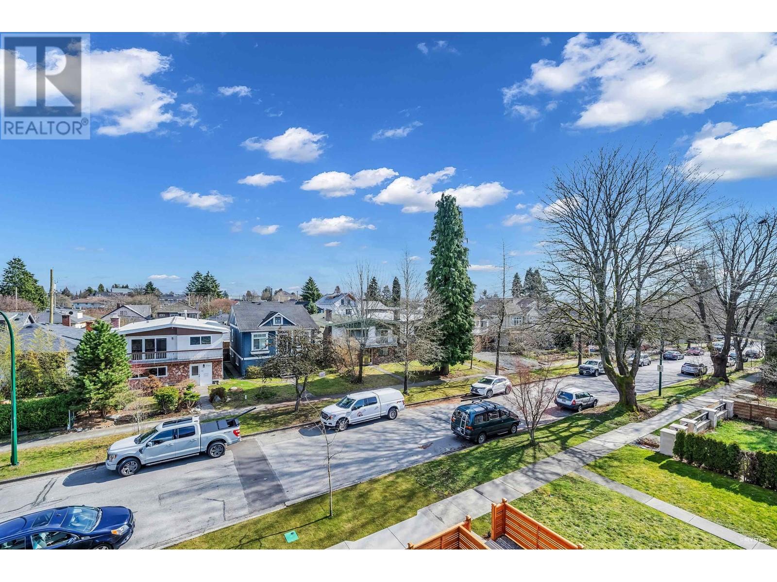 For sale 5751 SOPHIA STREET, Vancouver, British Columbia V5W2W3