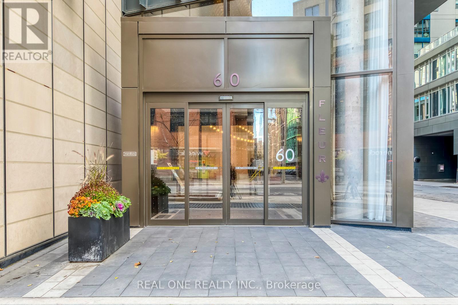 For sale: #303 -60 SHUTER ST, Toronto, Ontario M5B0B7 - C8135162