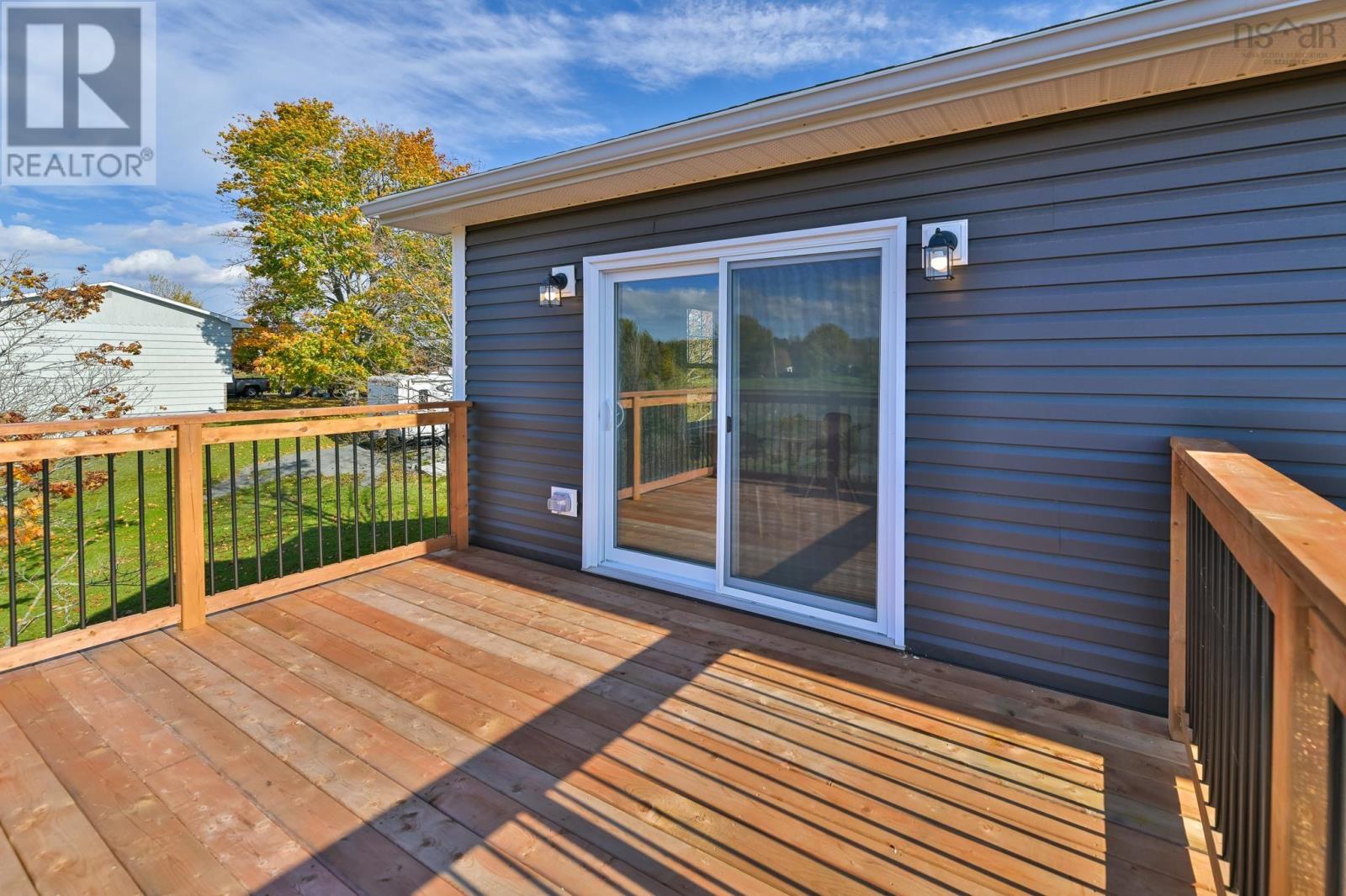 For sale 212 Gabriel Road, Falmouth, Nova Scotia B0P1L0 202401628