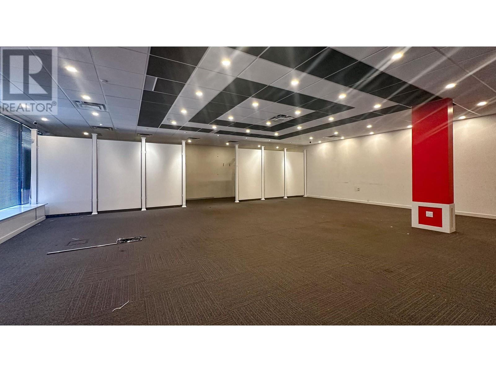 For lease: 1465 Ellis Street Unit# 100, Kelowna, British Columbia V1Y2A3 -  10304336