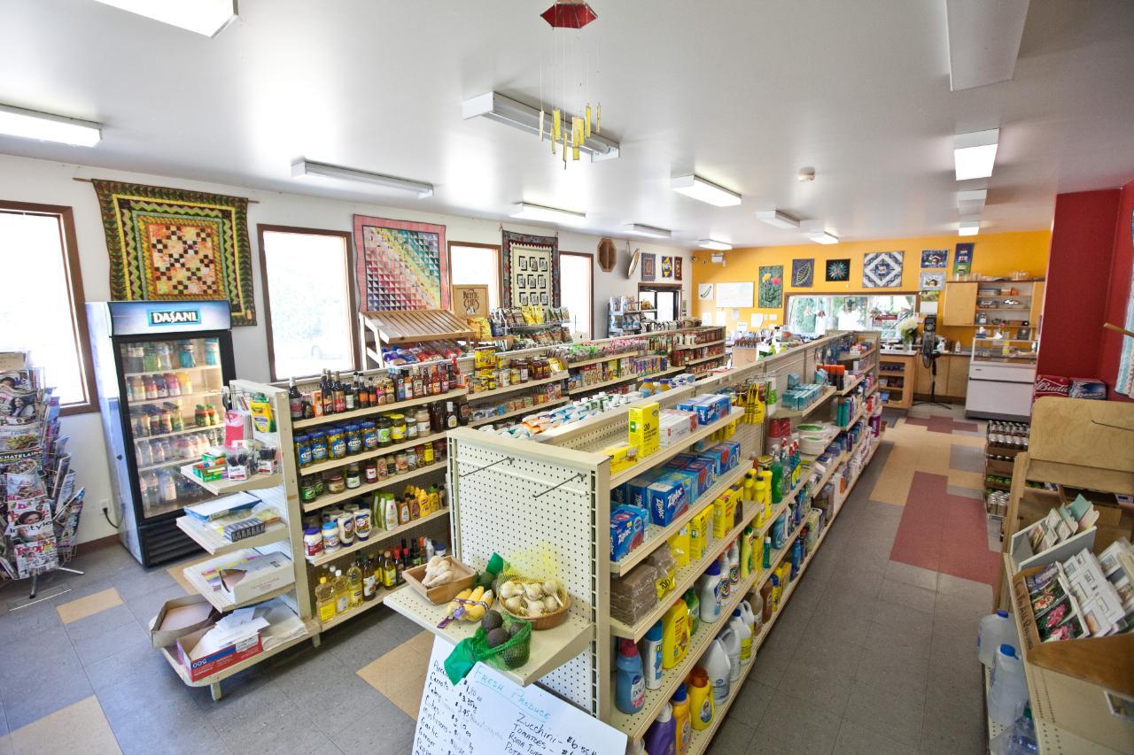 For sale 7904 RAILWAY AVENUE, Harrop/Procter, British Columbia V0G1G0