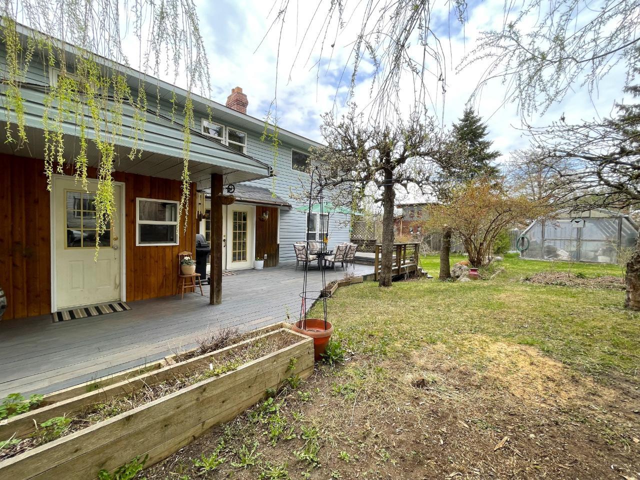 For sale 7904 RAILWAY AVENUE, Harrop/Procter, British Columbia V0G1G0