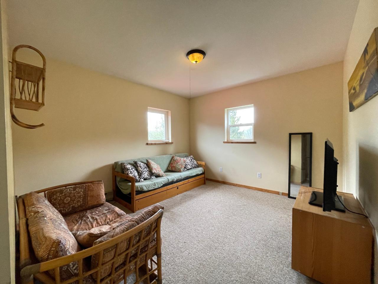 For sale 7904 RAILWAY AVENUE, Harrop/Procter, British Columbia V0G1G0