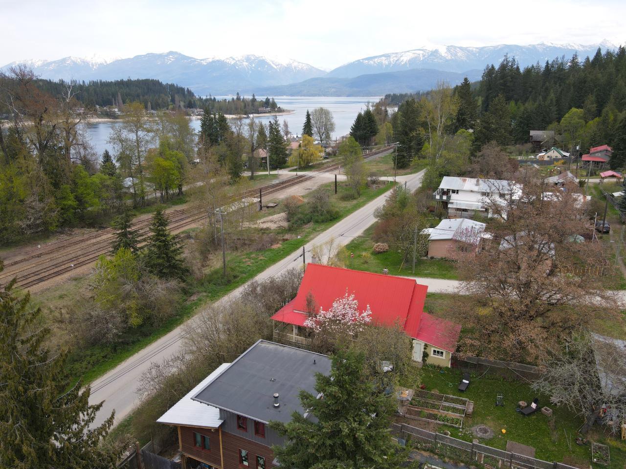 For sale 7904 RAILWAY AVENUE, Harrop/Procter, British Columbia V0G1G0