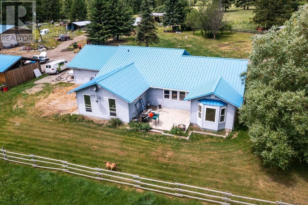 For sale 961 AGATE BAY RD, Barriere, British Columbia 177168 REALTOR.ca