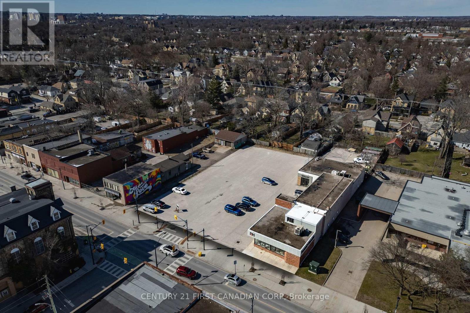 For sale 798812 DUNDAS STREET, London, Ontario N5W2Z7 X8139764