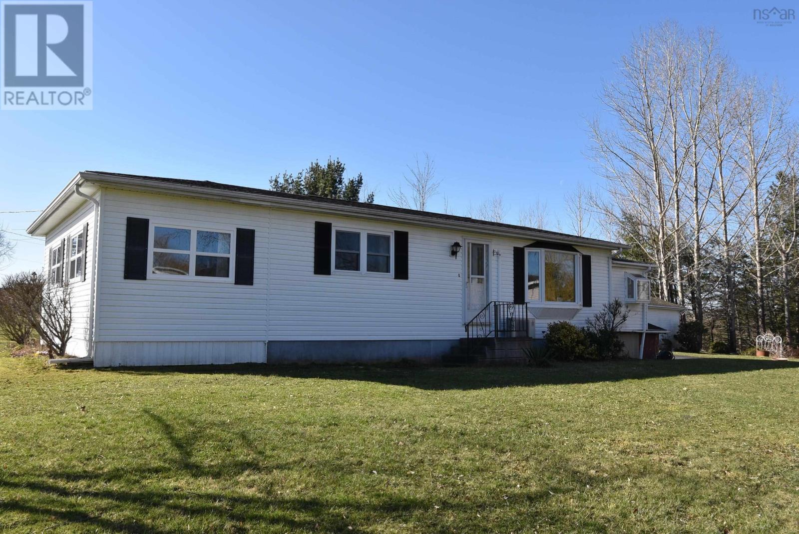 For sale 187 Church Street, Bridgetown North, Nova Scotia B0S1C0