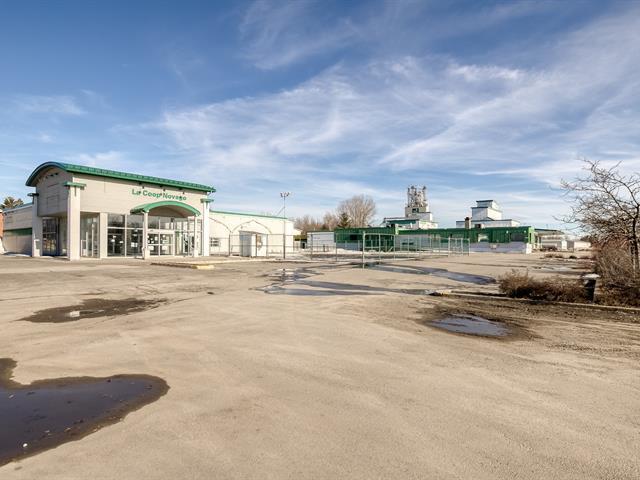 For lease: 829 839 Rue Papineau Joliette Quebec J6E2L6 19671876