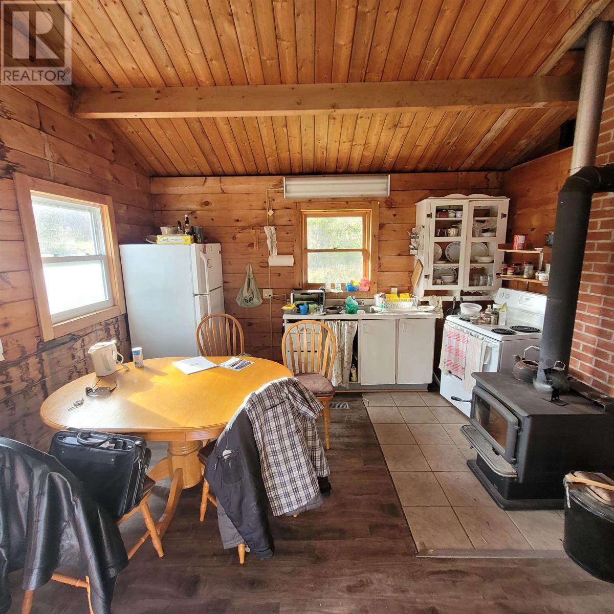 For sale 8913 Moose River Road, Lindsay Lake, Nova Scotia B0N1X0