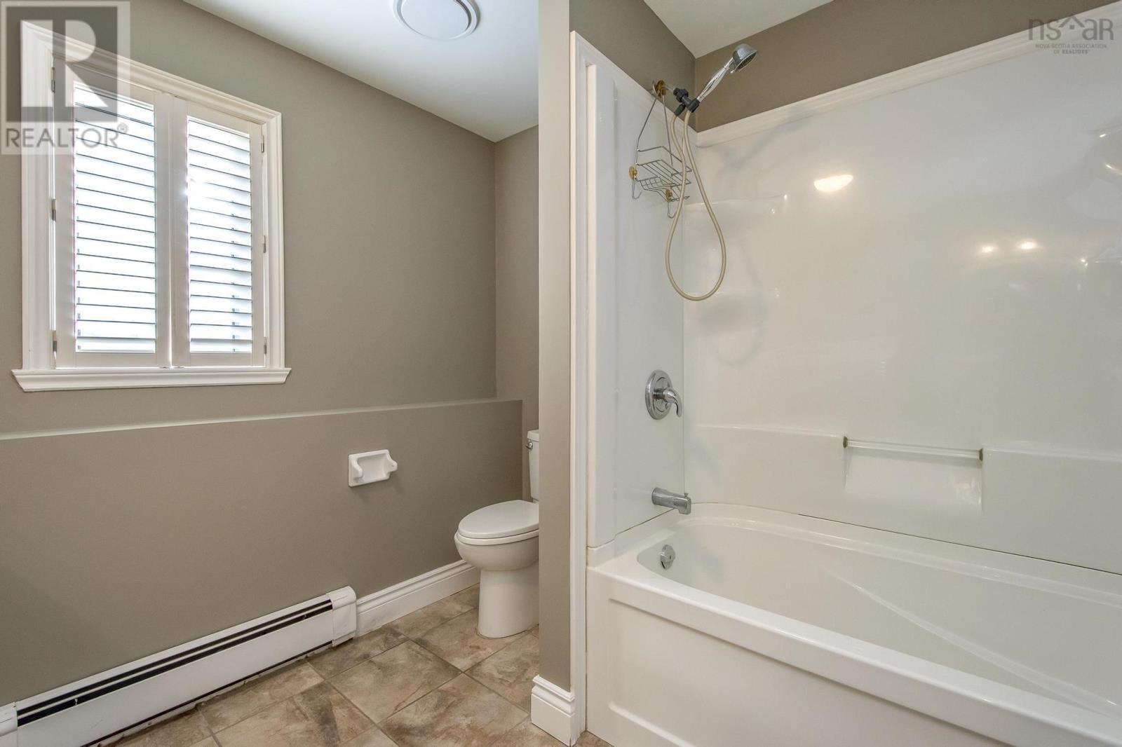 For sale 5 Waterloo Way, Stillwater Lake, Nova Scotia B3Z1H2