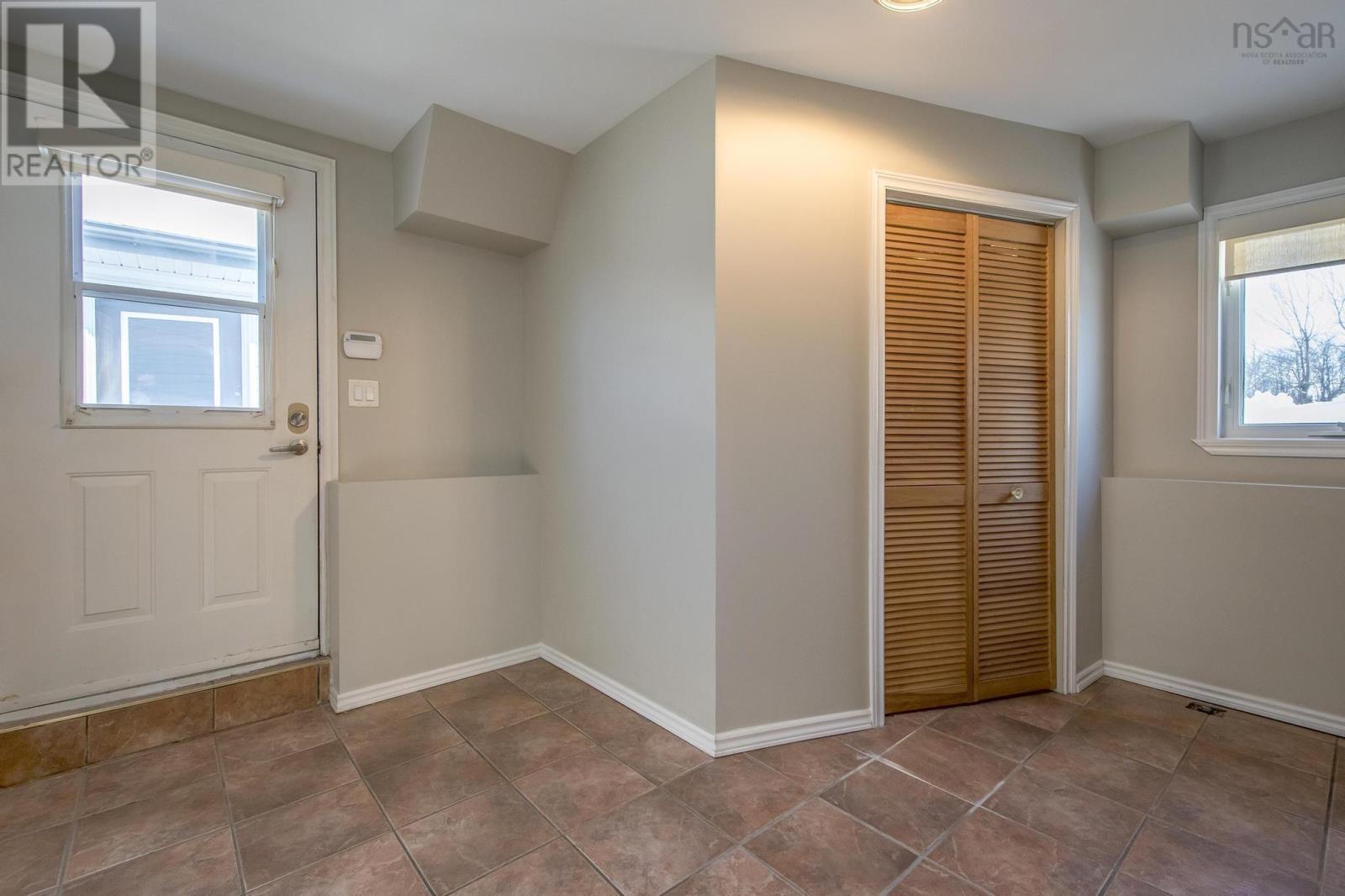 For sale 5 Waterloo Way, Stillwater Lake, Nova Scotia B3Z1H2