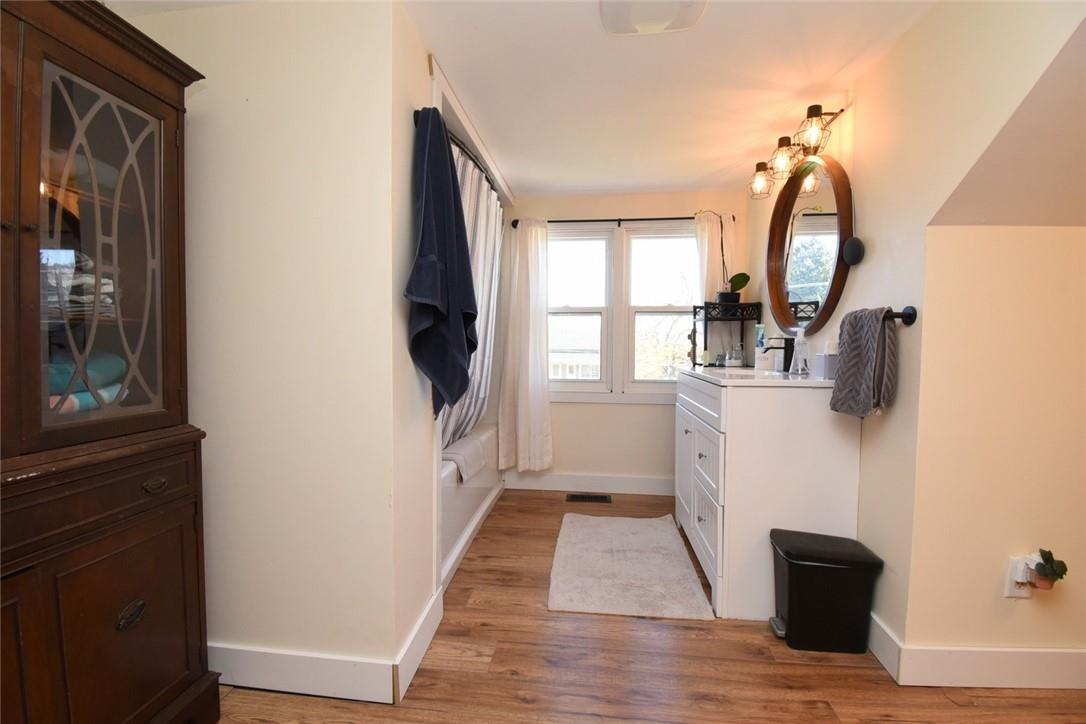 For sale 2951 CHIPPAWA Road, Port Colborne, Ontario L3K5V5 H4187996