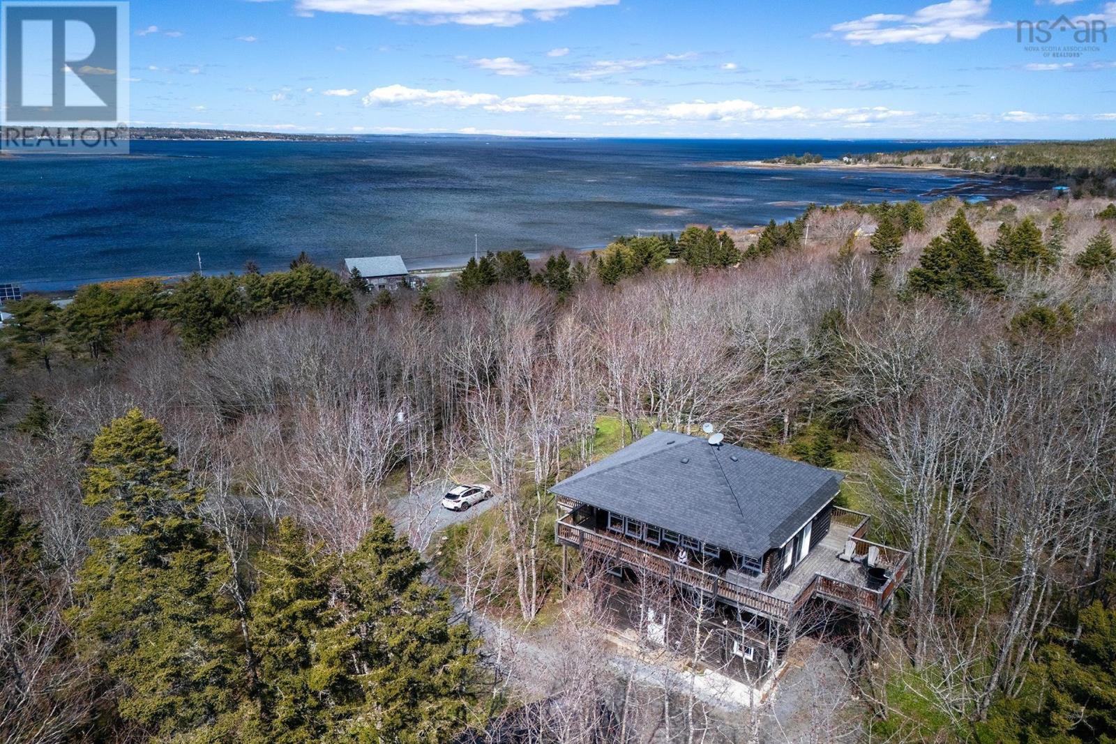 For sale 590 Kingsburg Road, Lower Rose Bay, Nova Scotia B0J2X0