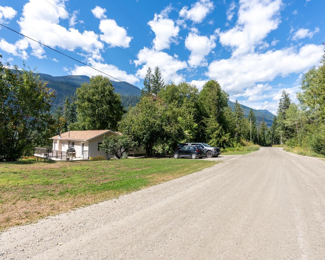 For sale 467 MEADOW CREEK ROAD, Meadow Creek, British Columbia V0G1N0