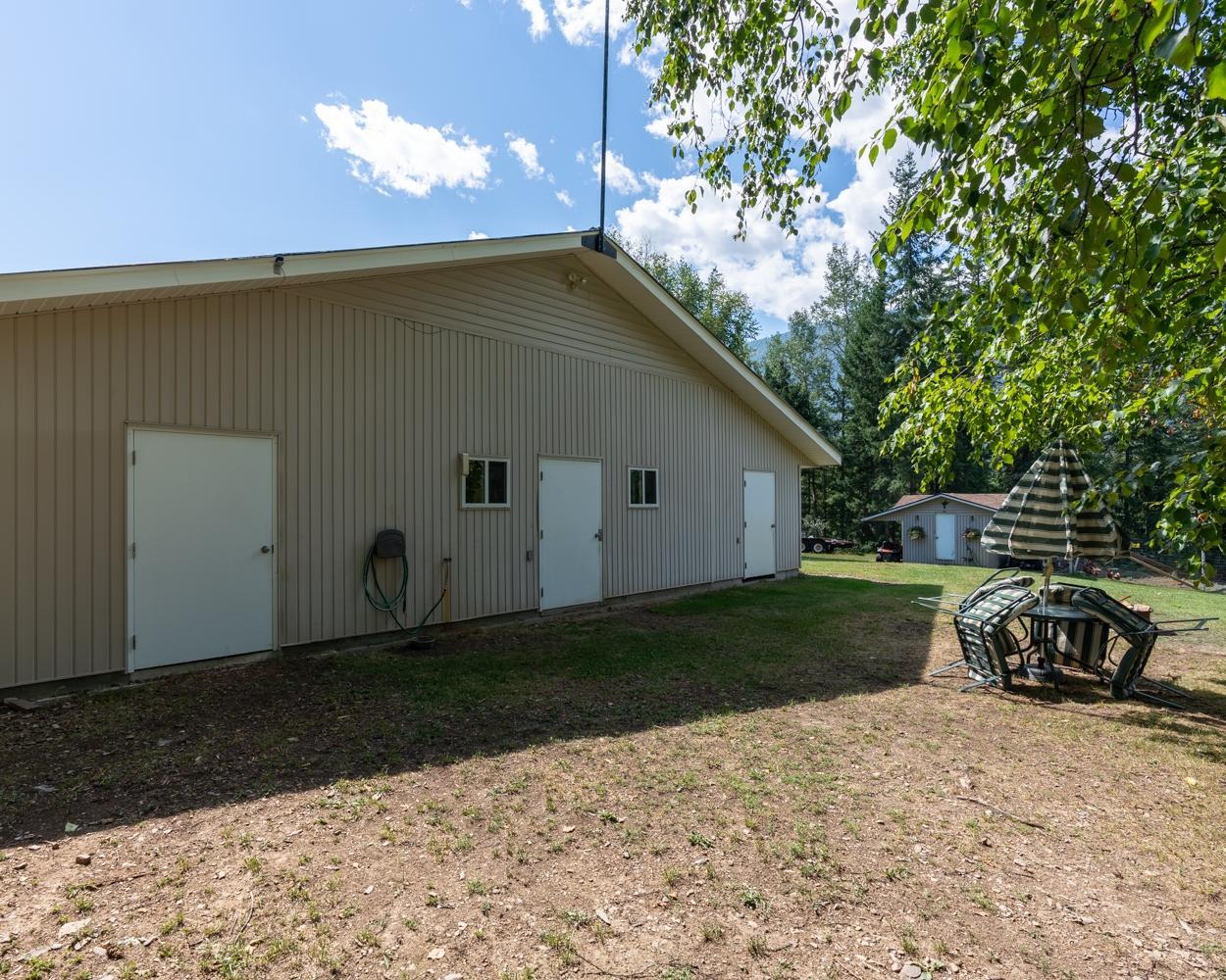 For sale 467 MEADOW CREEK ROAD, Meadow Creek, British Columbia V0G1N0