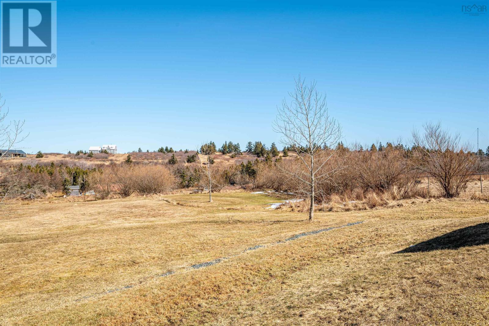 16 Seahawk Close, Cow Bay, Nova Scotia B3G1L3 REALTOR.ca