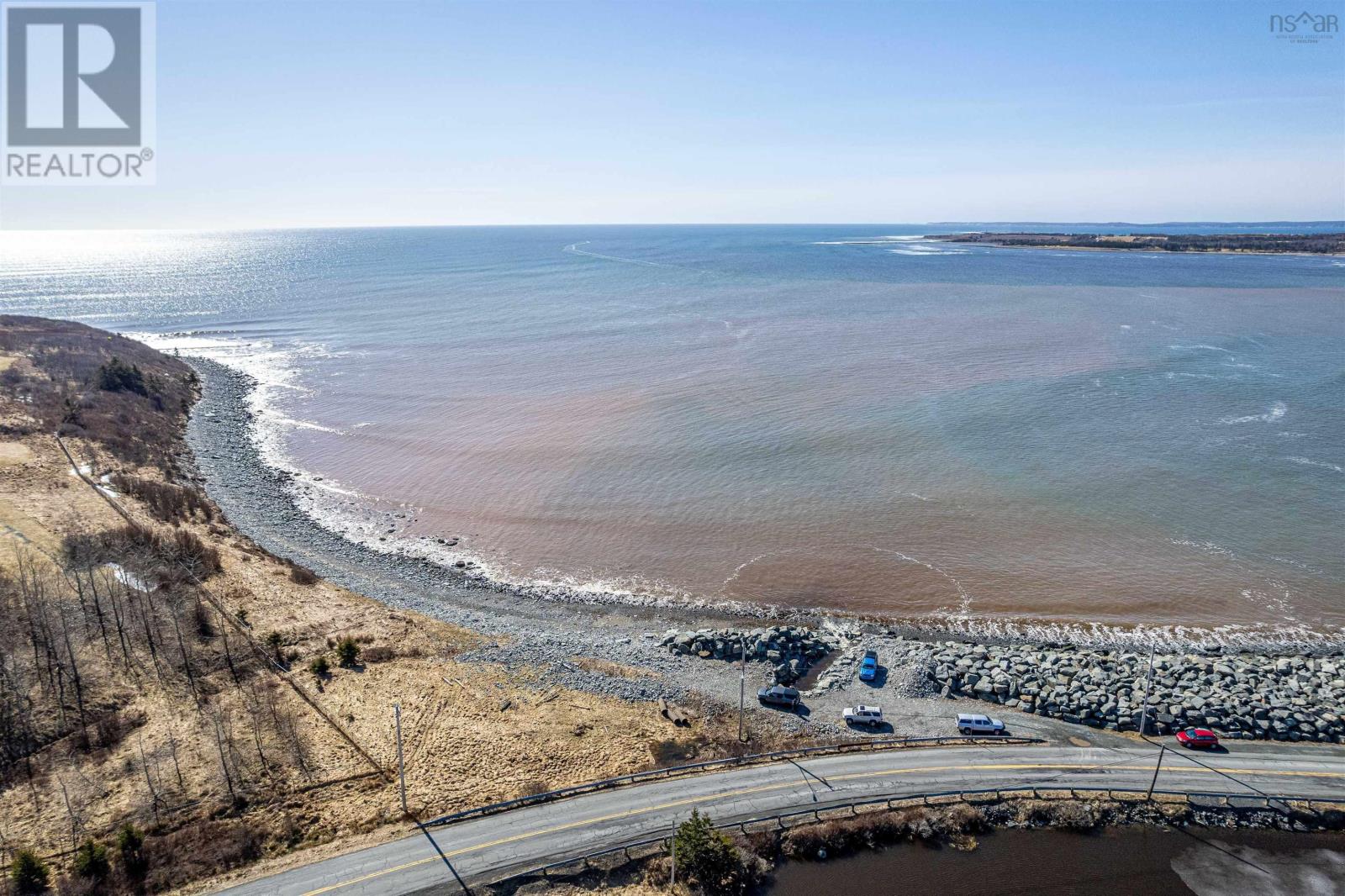 16 Seahawk Close, Cow Bay, Nova Scotia B3G1L3 REALTOR.ca