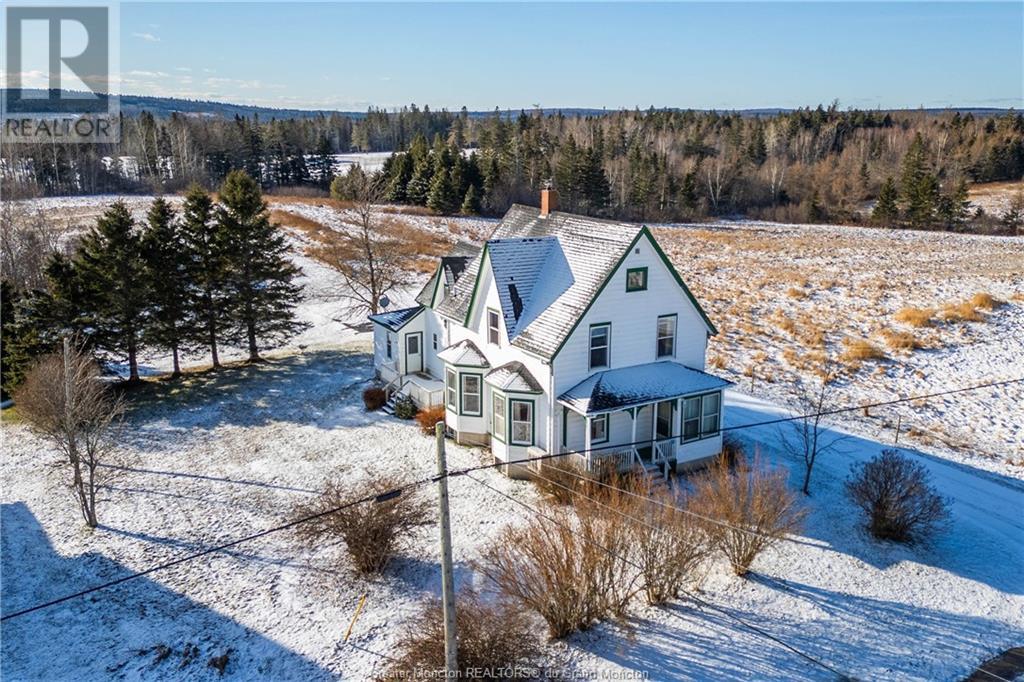 For sale 64 Fairfield RD, Sackville, New Brunswick E4L2X8 M158003