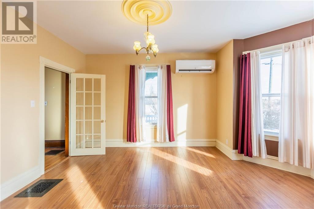 For sale 64 Fairfield RD, Sackville, New Brunswick E4L2X8 M158003