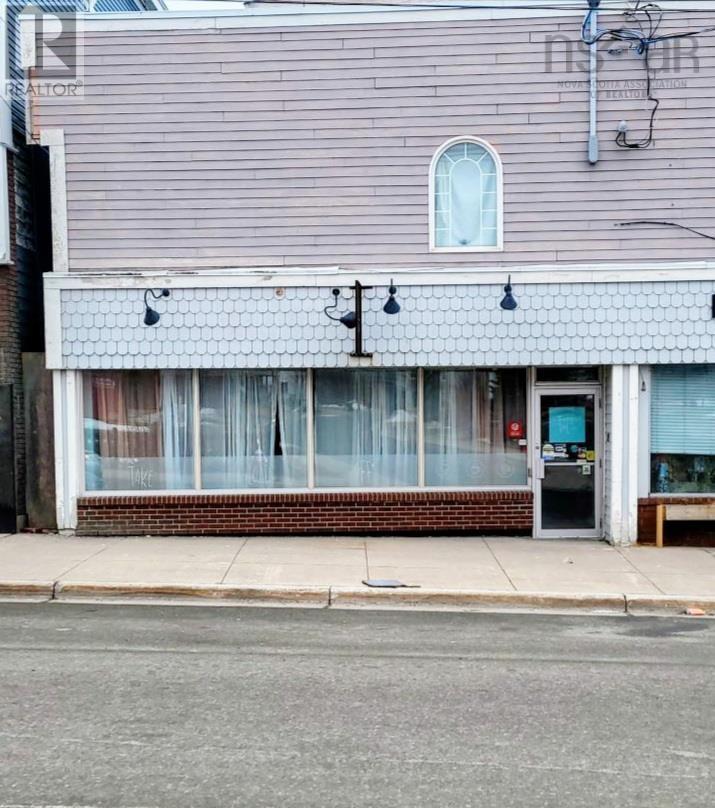 For sale 195 Commercial Street, Glace Bay, Nova Scotia B1A3B9