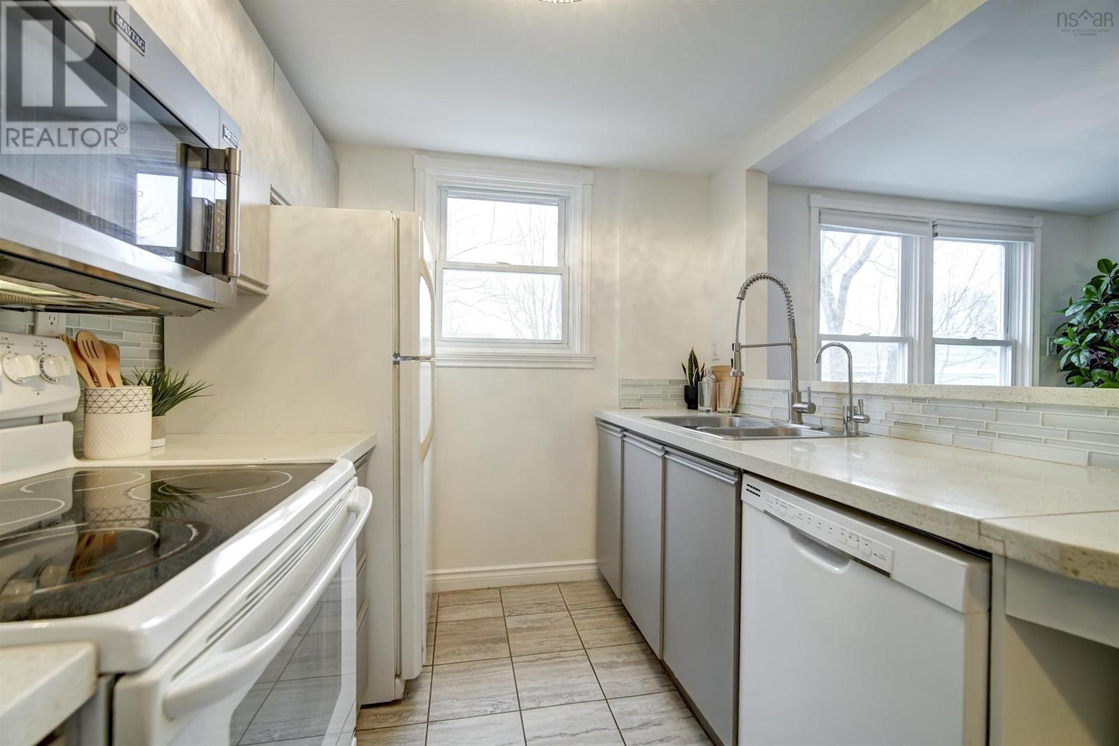 2 6146 Duncan Street, Halifax, Nova Scotia B3L1K2 REALTOR.ca