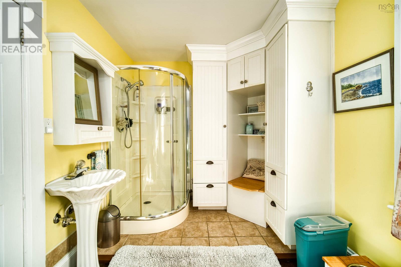 For sale 393 Lower LaHave Road, Lower LaHave, Nova Scotia B0J2W0