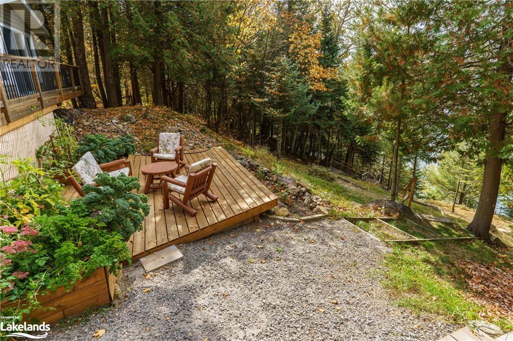 For sale 340 SKYLINE Drive, Katrine, Ontario P0A1L0 40553168