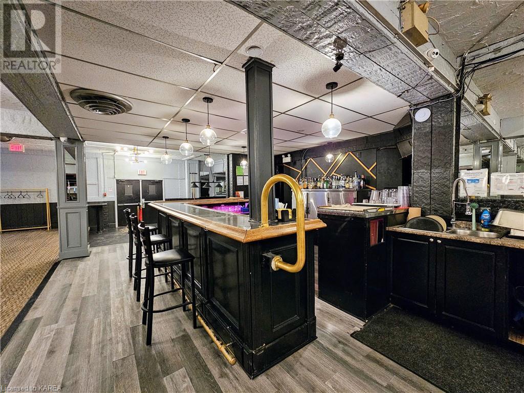 For sale 46 MONTREAL Street, Kingston, Ontario K7K3E6 40555013 REALTOR.ca