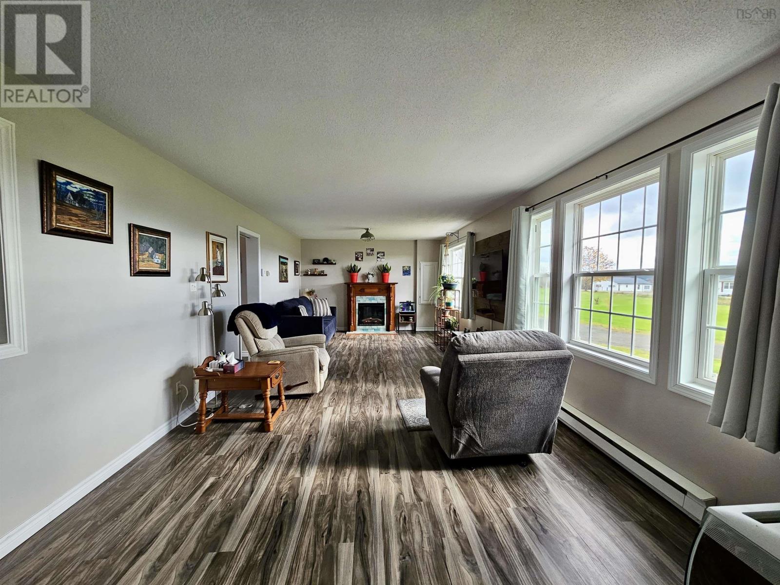 For sale 4871 Highway 1, Granville Centre, Nova Scotia B0S1A0