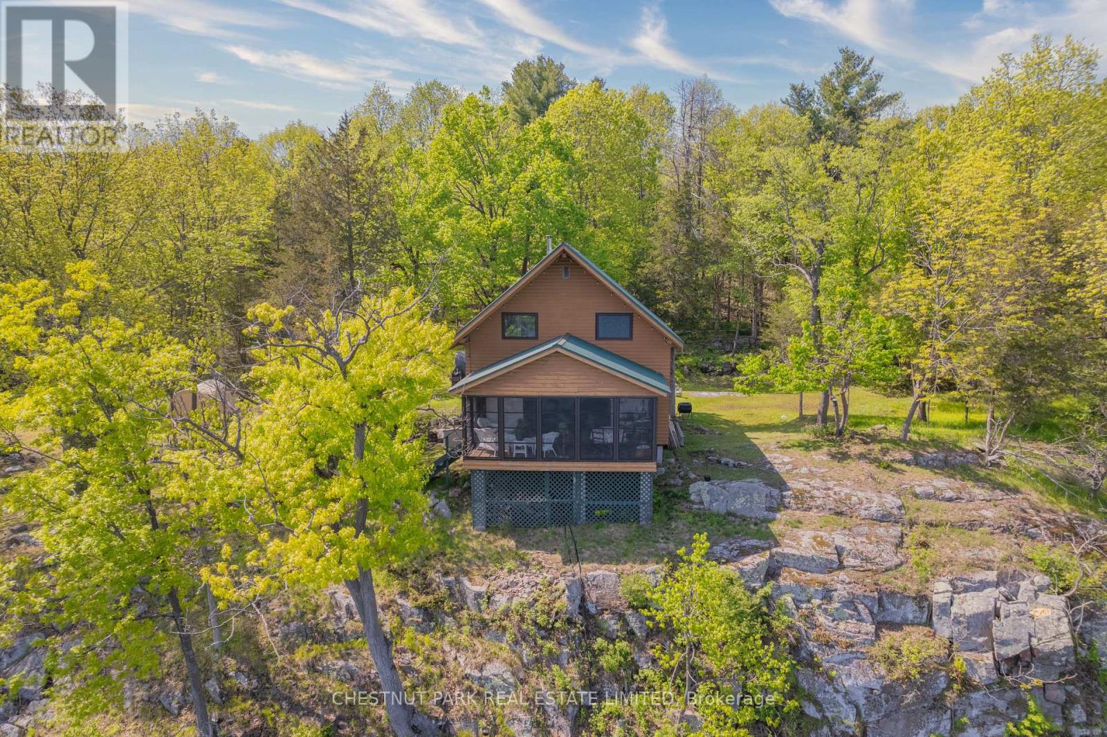 For sale: 56 CLUB ISLAND, Leeds & the Thousand Islands, Ontario K0E1R0 ...