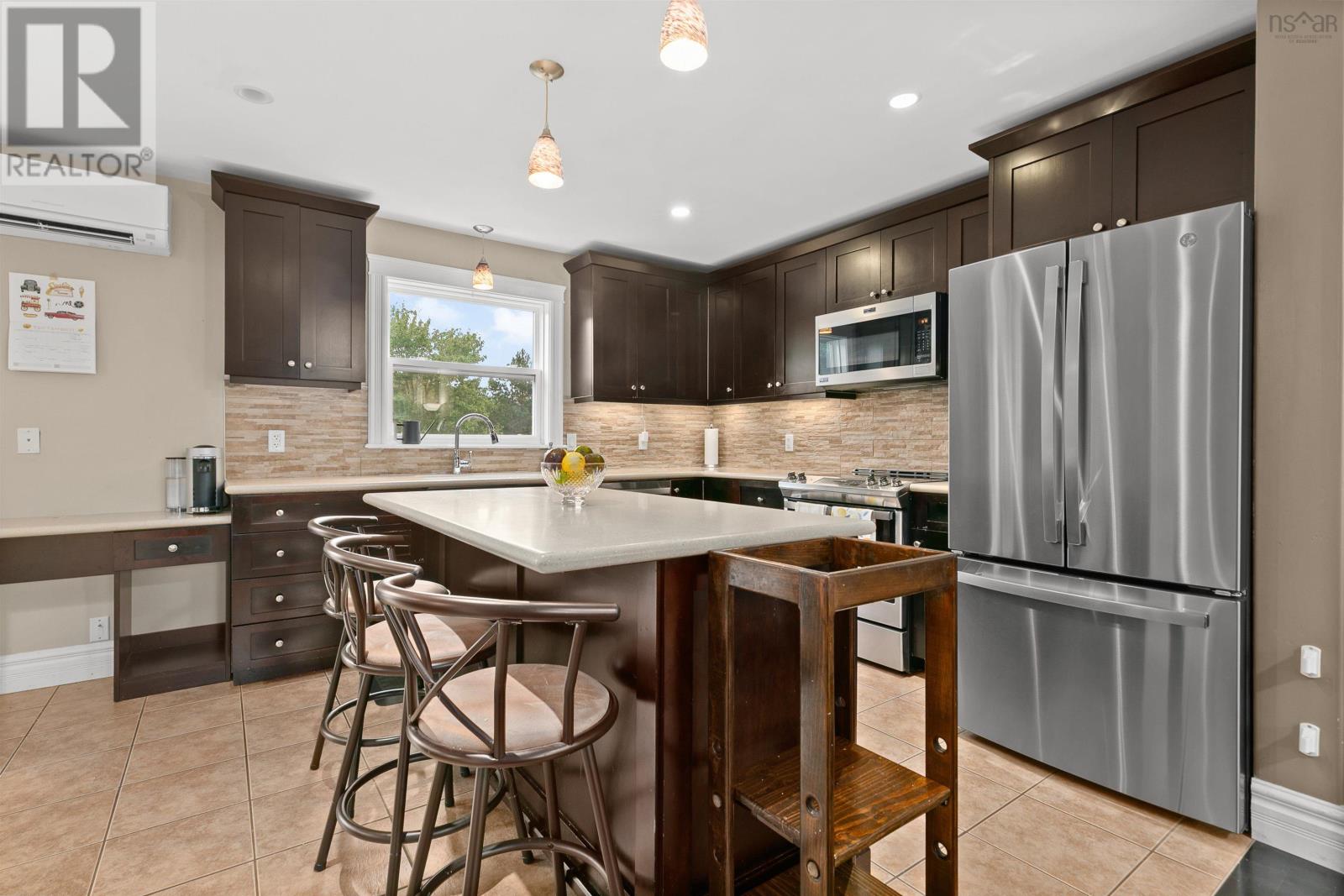 11 Grindstone Drive, Halifax, Nova Scotia B3R0A5 REALTOR.ca