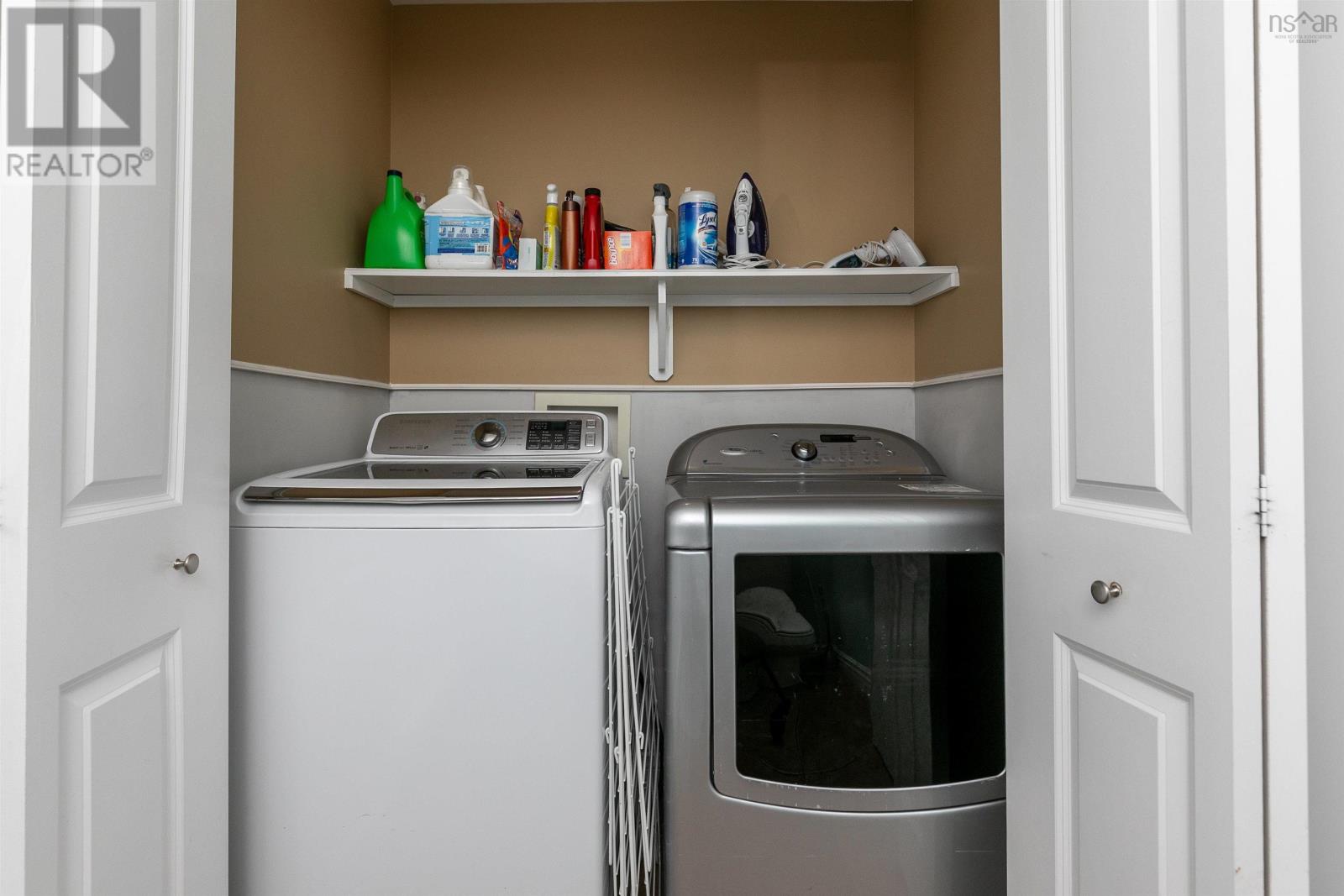 11 Grindstone Drive, Halifax, Nova Scotia B3R0A5 REALTOR.ca