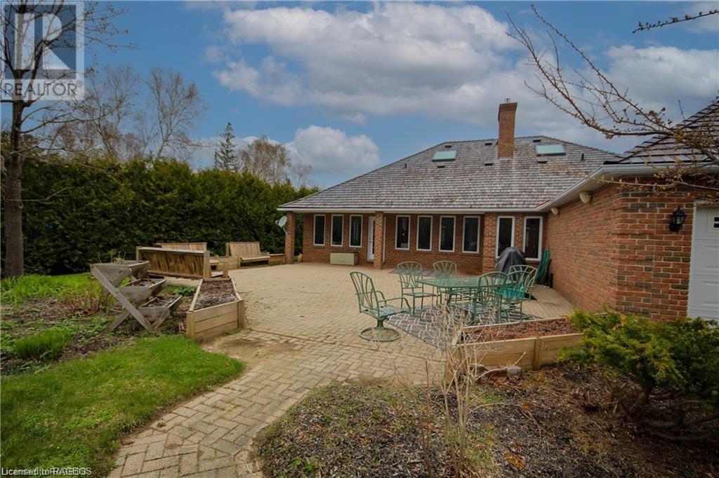 For sale 104 OLIPHANT Way, Oliphant, Ontario N0H2T0 40550054