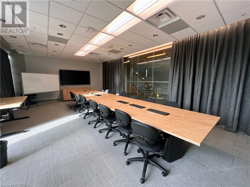 For sale 560 WESTMOUNT Road N, Waterloo, Ontario N2L0A9 40556596