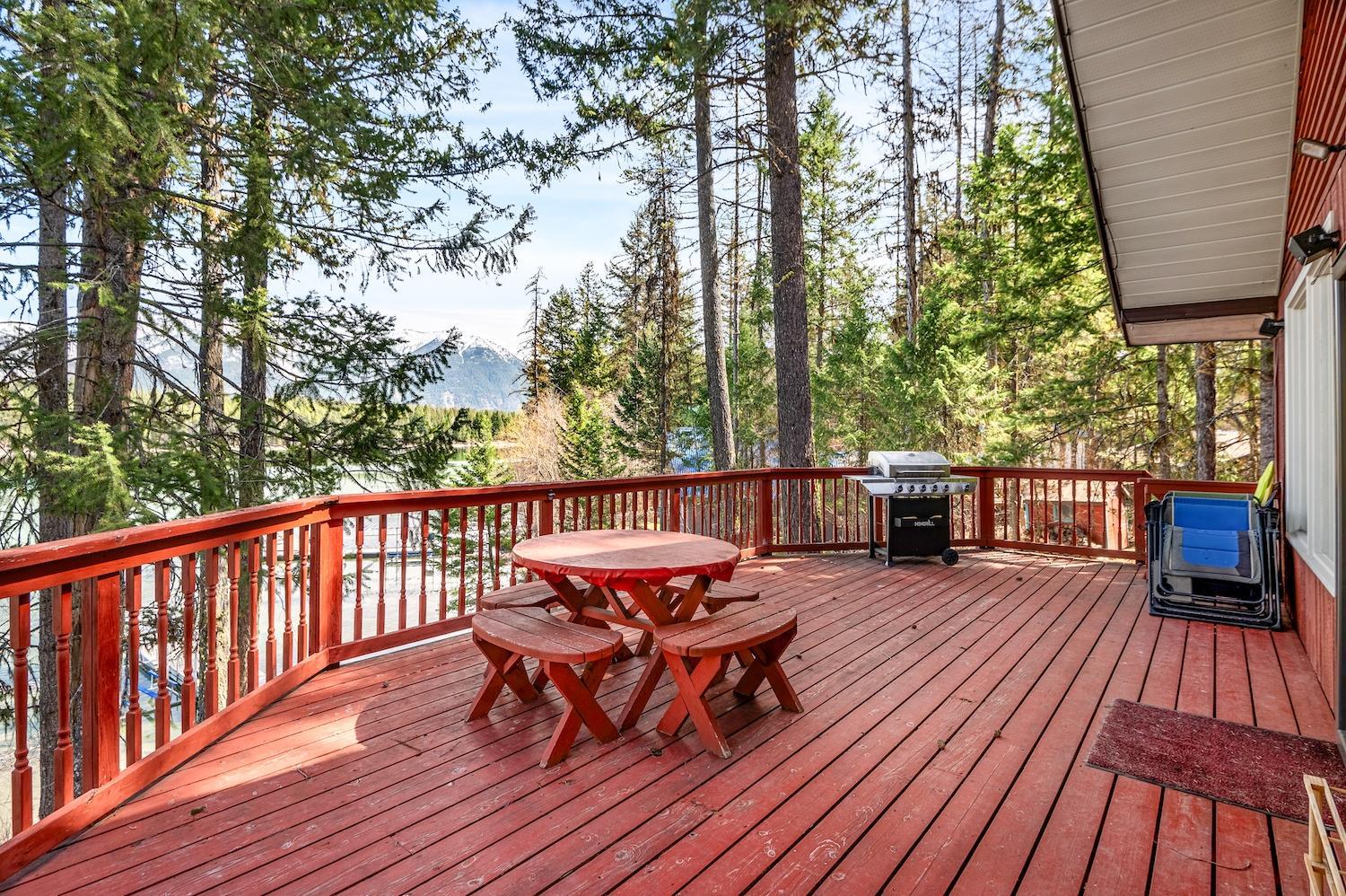 For sale 1249 TIE LAKE SHORE ROAD S, Jaffray, British Columbia V0B1T0 2475572 REALTOR.ca